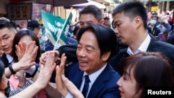 Ứng cử viên tổng thống của Đảng Dân Tiến DPP Lại Thanh Đức hôm 9/1/2024 nói ông sẽ duy trì hiện trạng và theo đuổi hòa bình thông qua sức mạnh nếu đắc cử.