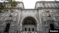 Trụ sở của MI5 là tòa nhà Thames House ở London.